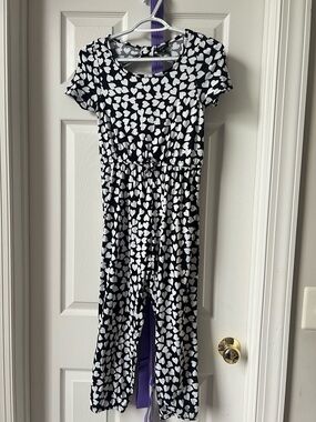 Girls' Black and White Heart Print Jumpsuit Romper